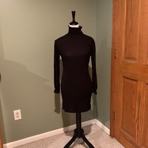 LONG SLEEVE BLACK DRESS SIZE S  #249